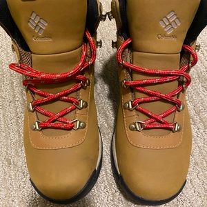 Columbia hiking boots